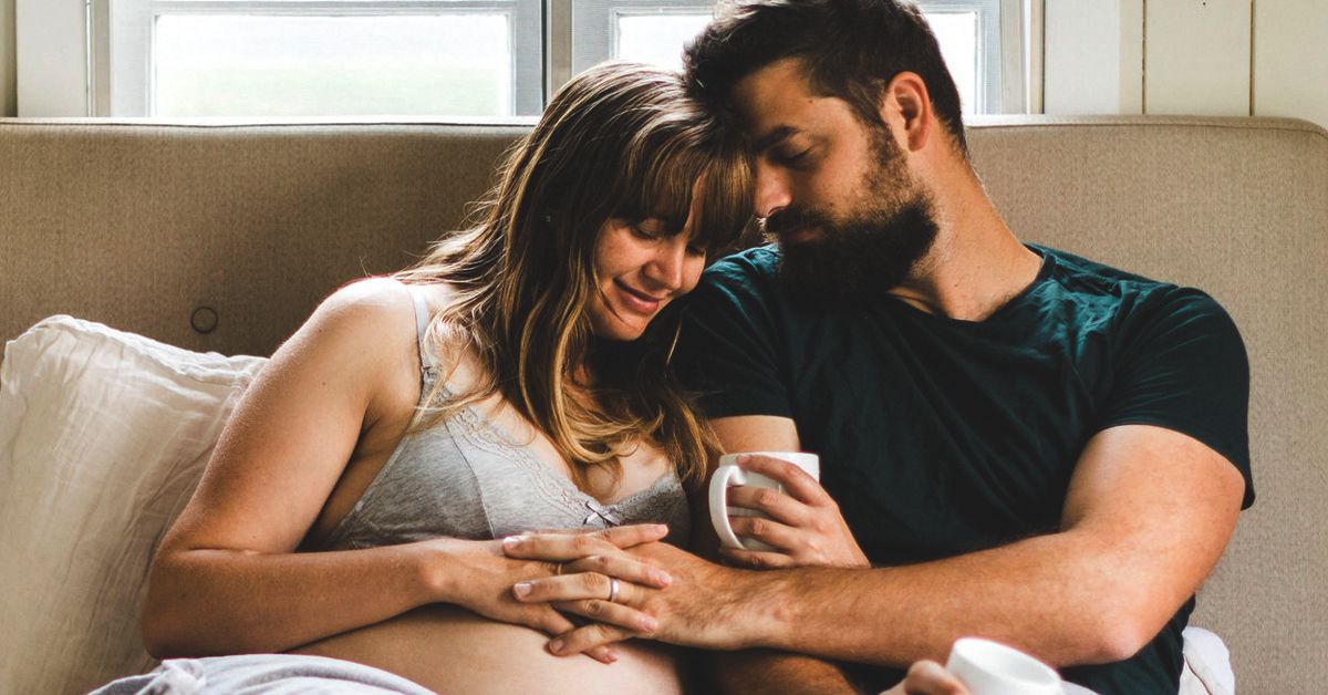 Sexo durante el embarazo: Guía de posturas sexuales seguras y 10 preguntas frecuentes
